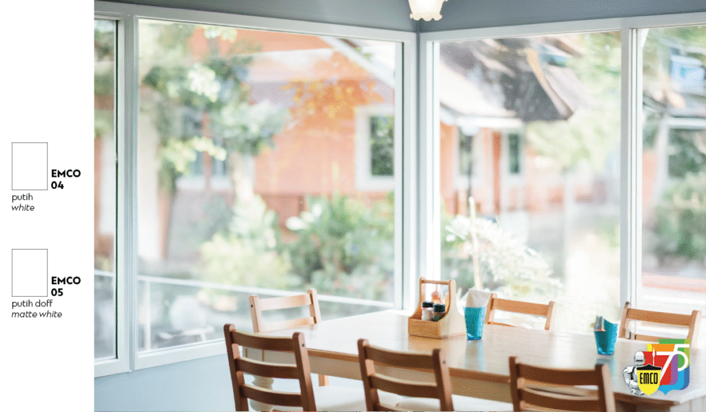 白色给人以洁净、宽敞与优雅的印象